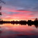 La Belle Des Rives *