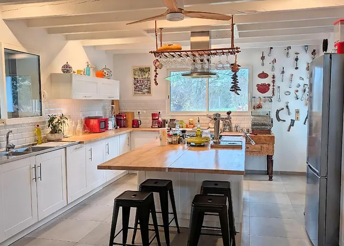 La Belle Des Rives *